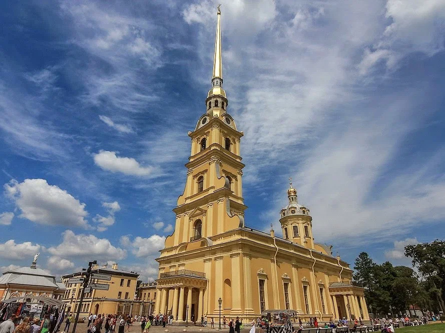 Петропавловский собор в Польше